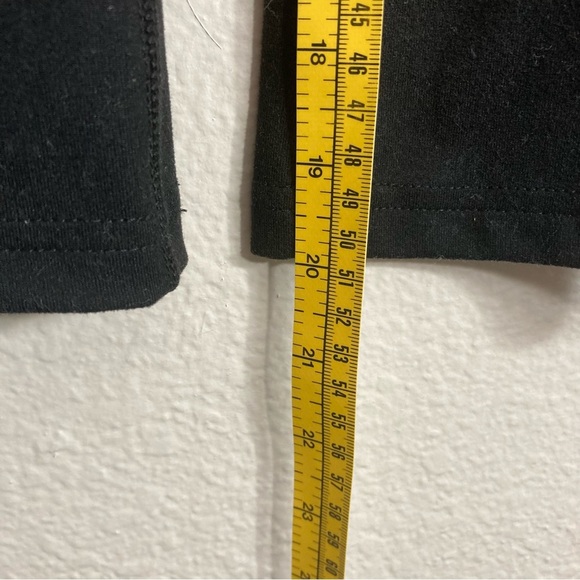 Eddie Bauer Low Rise Cropped Leggings - Black - Medium - Picture 2 of 7